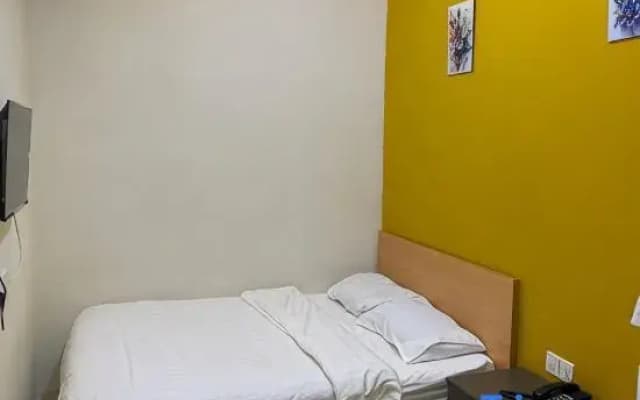 Sunshine Hotel - photo 2