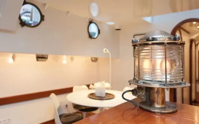 Golden Anchor Houseboat - photo 3