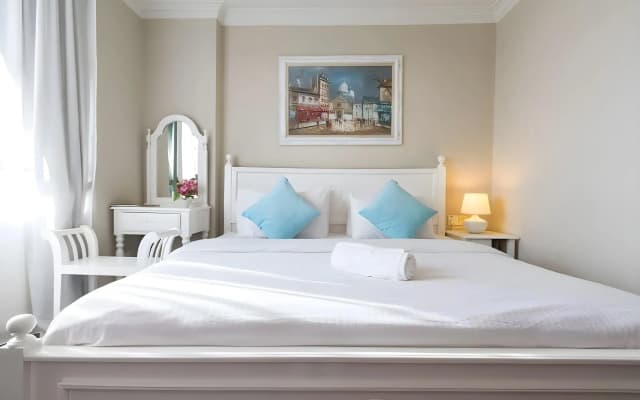 Century Bay Private Residences - photo 3