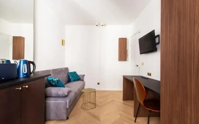 Appartement in the Heart of Paris Nation/charonne - photo 5