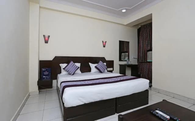 Hotel Elegant International - photo 4