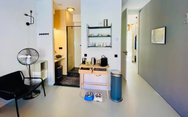 Comfortable private patio room - photo 5