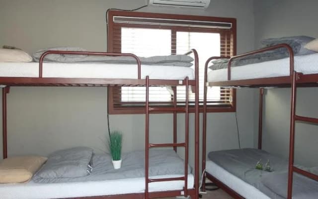 Eid Muslim Friendly Guesthouse - photo 5