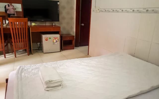 Dong Thuy by OYO Rooms - photo 4