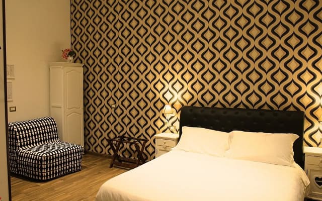 Roman Royal Rooms - photo 2