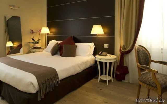 Town House 31 - photo 2