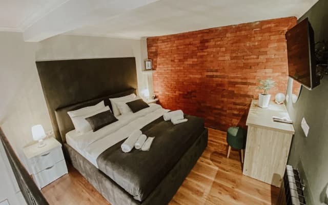 Luxury Inn - photo 5