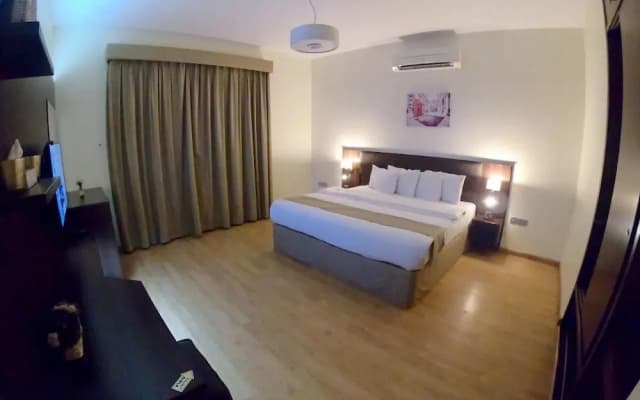 Weekdays Hotel - photo 4