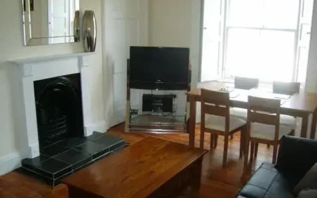 Auld Reekie Apartments - photo 5