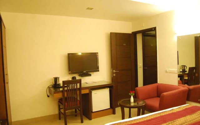 La Wisteria A Boutique Hotel - photo 5