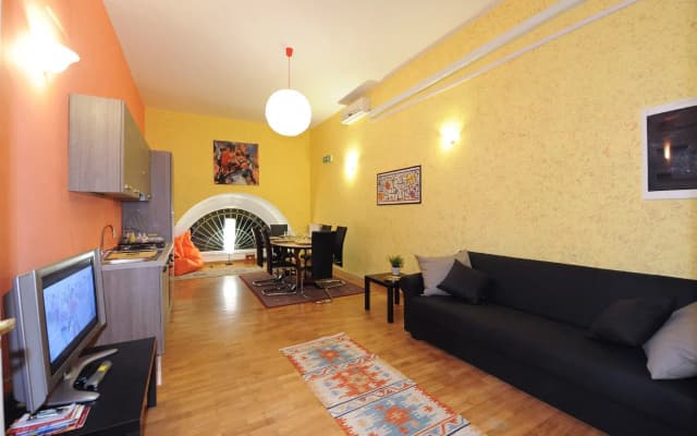 Roman Flats - photo 2