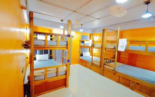 NOMAD Hostel Krabi - photo 4