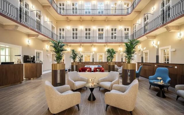 Basiliq Hotel - photo 2