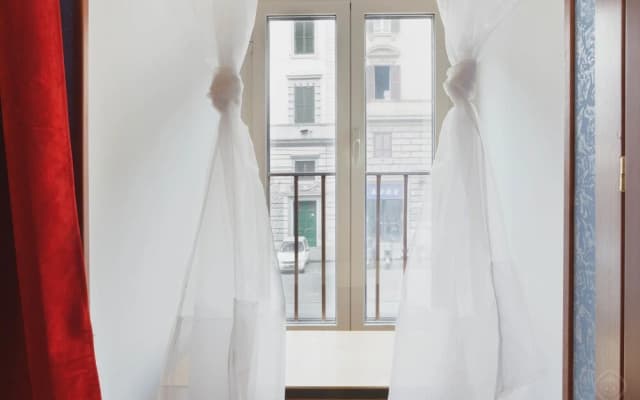 Principe Eugenio Apartment - photo 2