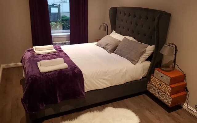 First St John's Hill Apartment 2 - photo 4