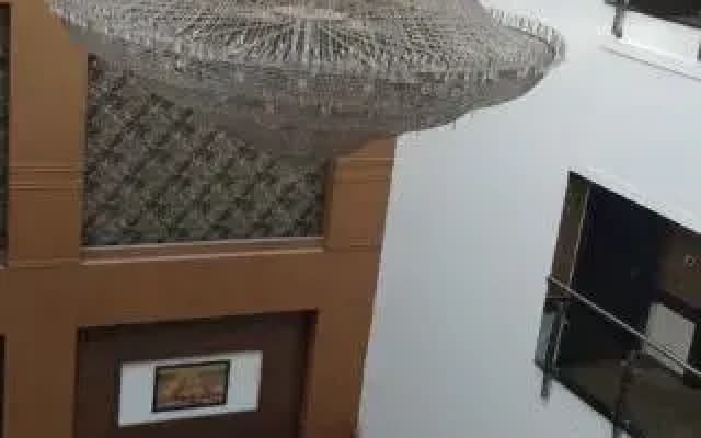 Clarks Inn Suites Kapashera - photo 4