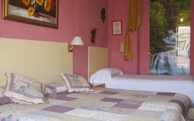 Hostel RC Miguel Ángel - photo 5