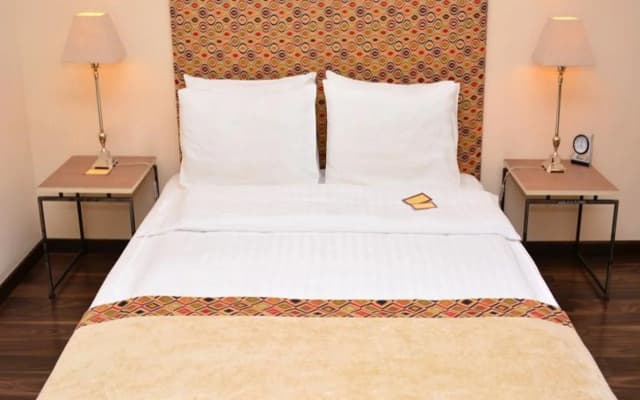 Betsy's Hotel - photo 3