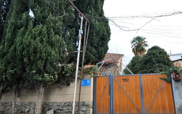 Craftsman's Home - photo 3