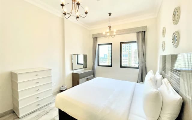 Spacious Marbella 2BR With Scenic Views - photo 3