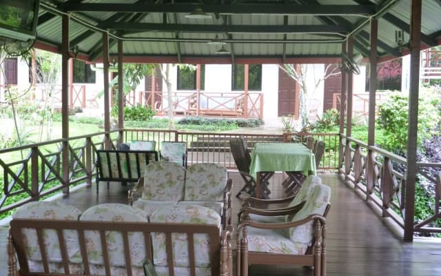 Slagon Homestay - photo 2