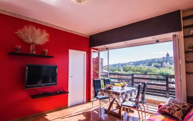 Unique Cozy Scenic Penthouse - photo 4