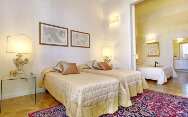 Palazzo Guidacci Apartments - photo 2