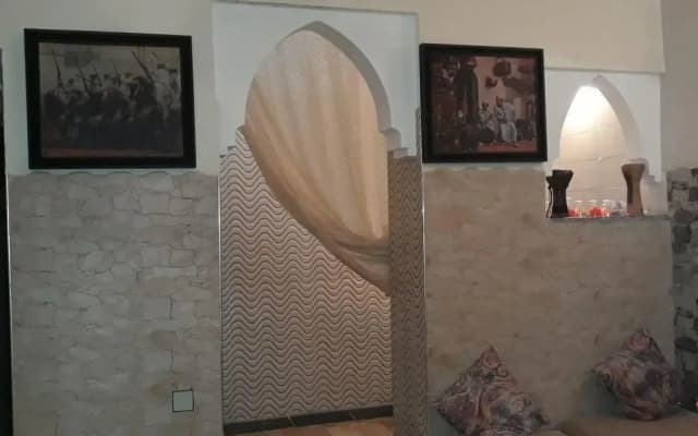 Full Moon Hostel - photo 4