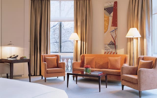 One Aldwych - photo 3