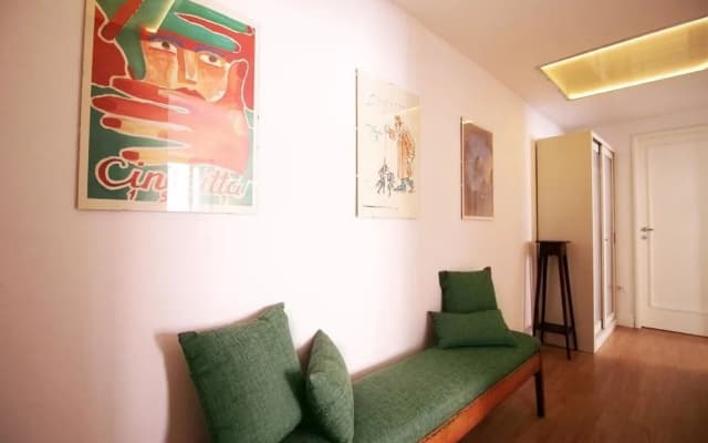 Spacious Apt Steps away from the Vatican - photo 4