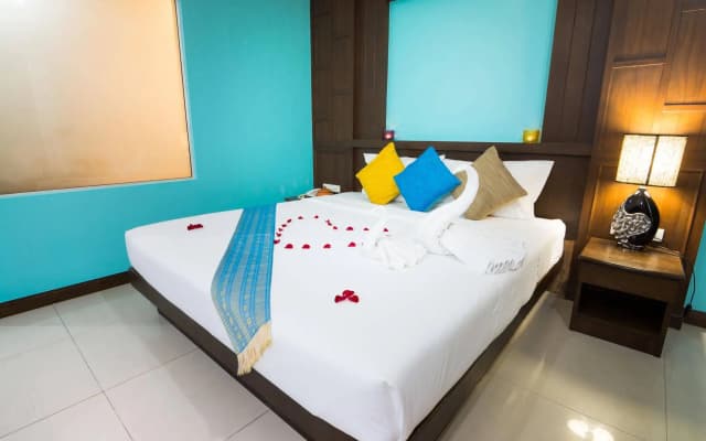 Blue Skyline Hotel - photo 4