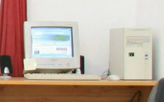Central Location Air-conditioning Wi-fi Pc Central Heating - photo 2