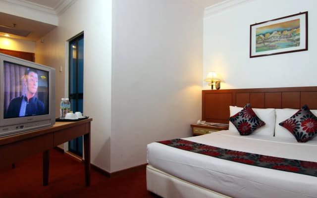 JO Hotel - photo 2