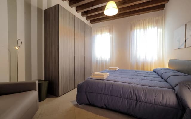 Venice Style Apartments - photo 3