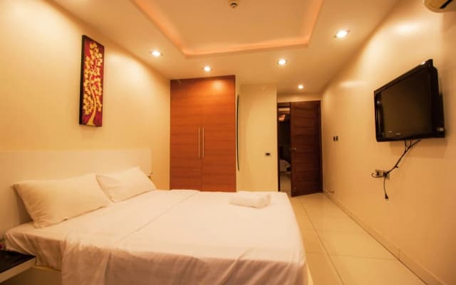 Hyde Park Residence by Pattaya Sunny Rentals - photo 5