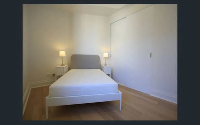 Potts Point Apartment in the Manor - photo 2