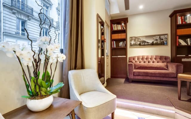 Le 12 Hotel - photo 2