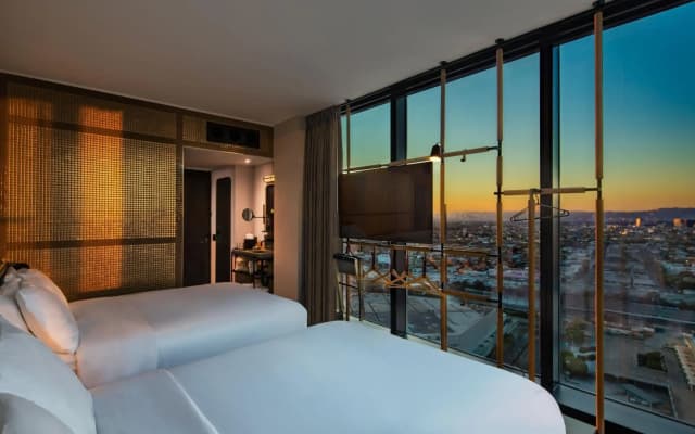 Moxy Downtown Los Angeles - photo 2