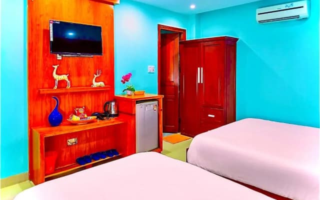 Central Beach Hotel - photo 2