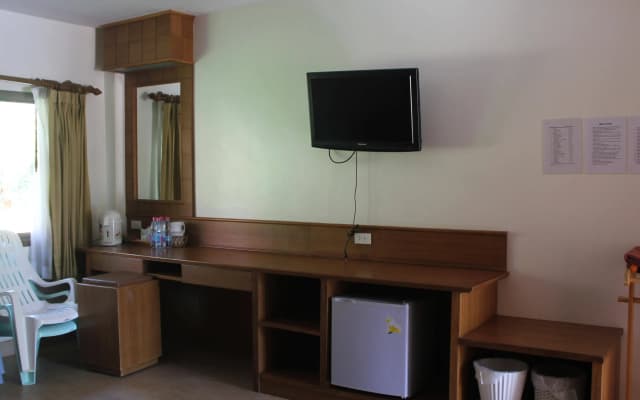 D.R. Lanta Bay Resort - photo 3