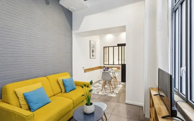Lavie Maison House in the Marais Family - photo 2