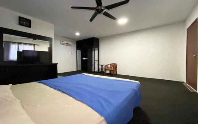OYO 90317 Ambong Bay Resthouse - photo 2