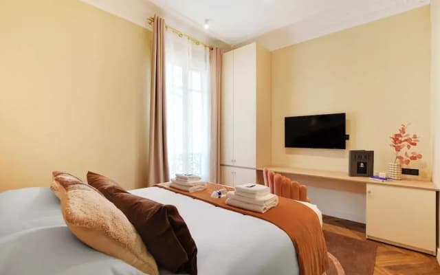 Chic Hotel-1br/4p In the Heart of the Palais Royal - photo 2