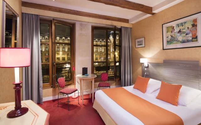 Hotel Les Rives De Notre Dame - photo 5