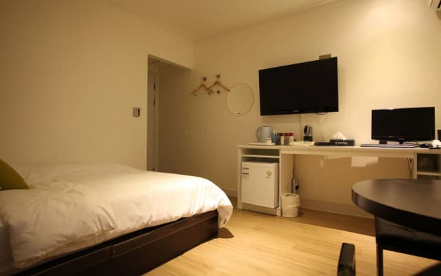 Y Hotel - photo 3