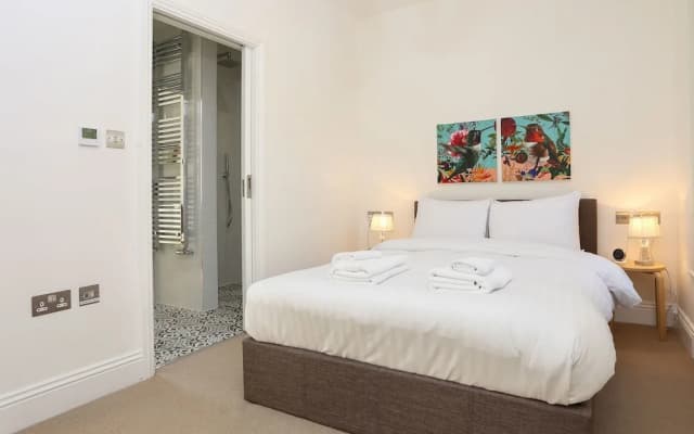 Luxury Victorian 3Bed Home in Central London - photo 5