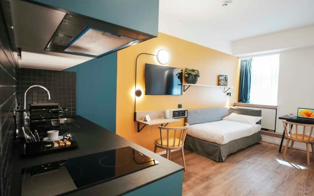 Aparthotel Colombo Roma - photo 4