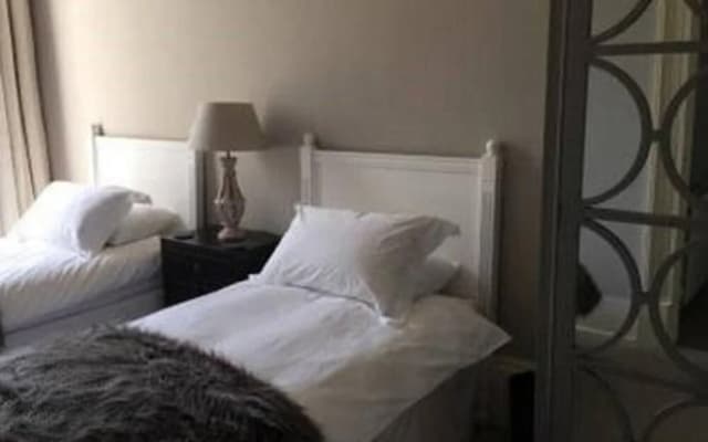 Saxe Coburg Place - photo 2