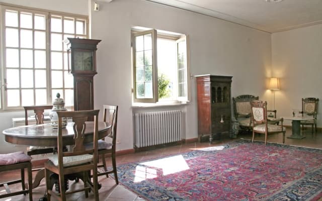 Tuscany-VillaRentals - Vicinity - photo 3