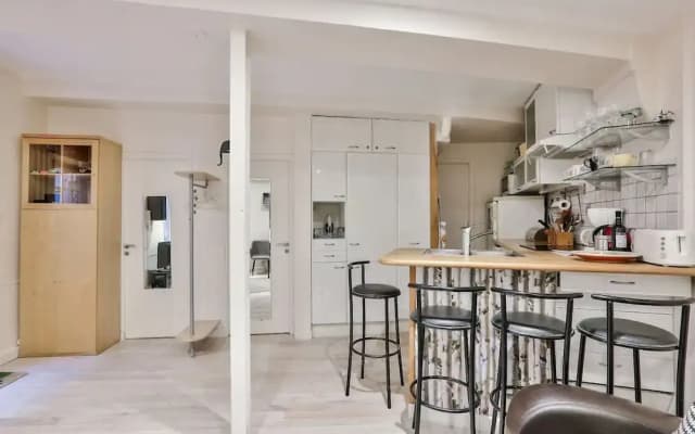 New Renovated Saint Germain 2bd - photo 4